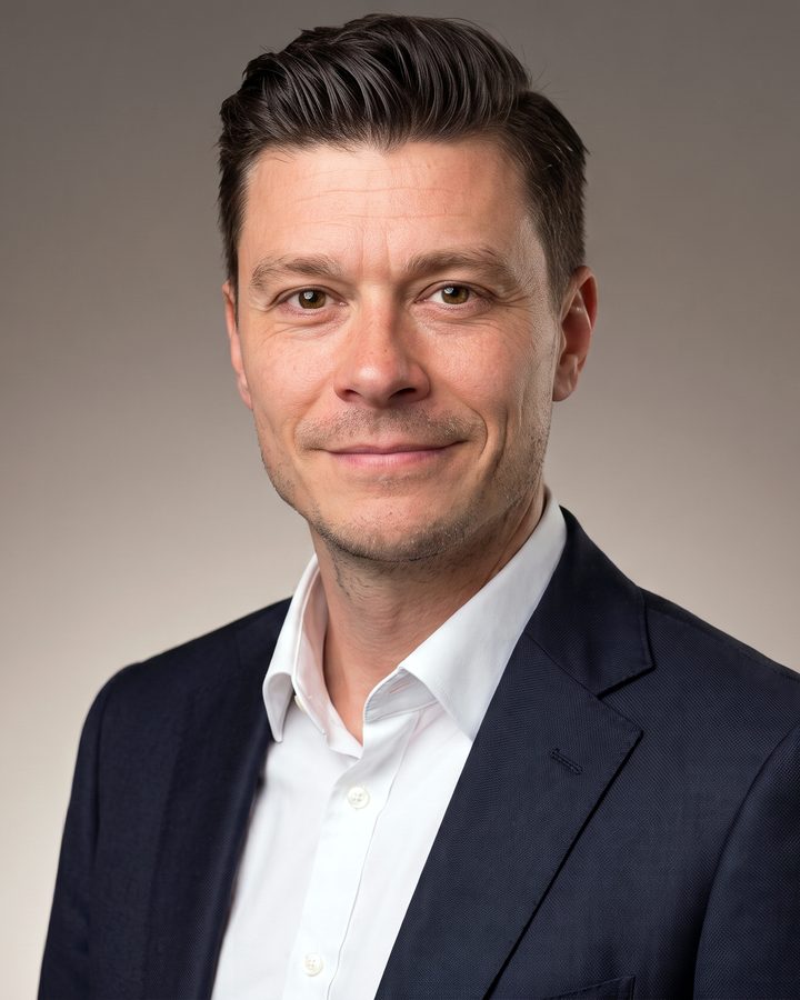 Porträtfoto von Dr.-Ing. Oliver Kolbe